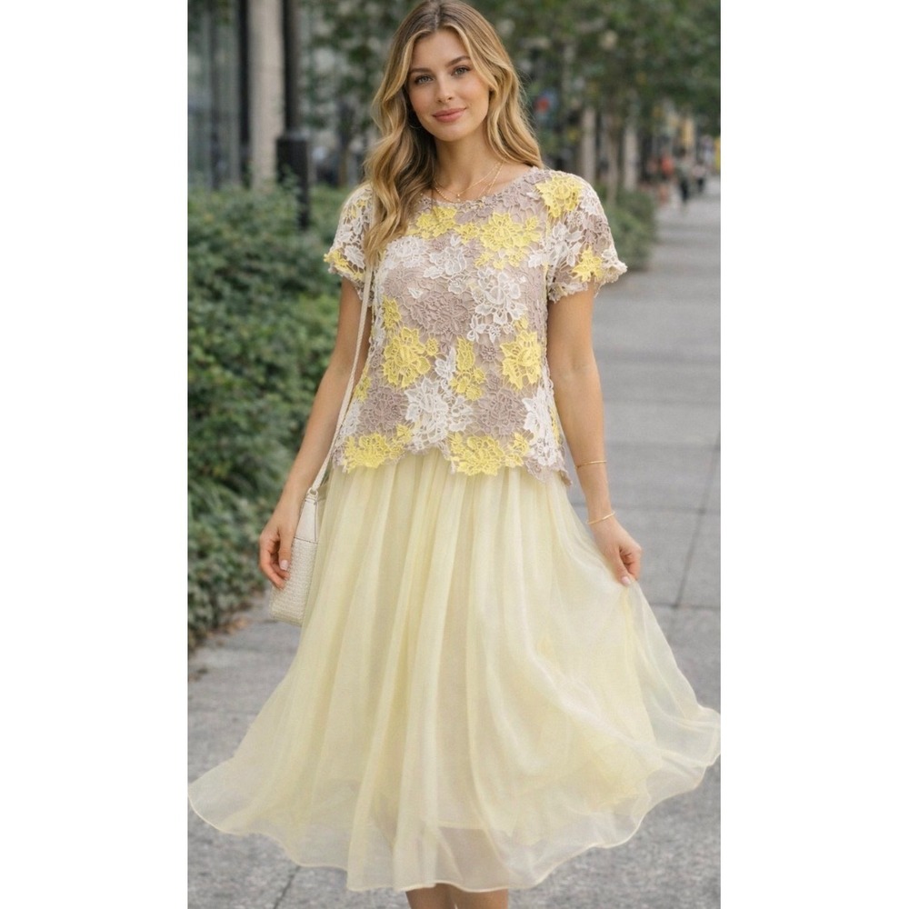 Tahari Floral Lace‎ Blouse XL Yellow White Taupe Easter Spring Garden Party NWT